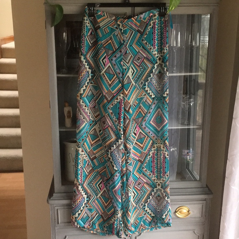 Geometric designed sheer pants